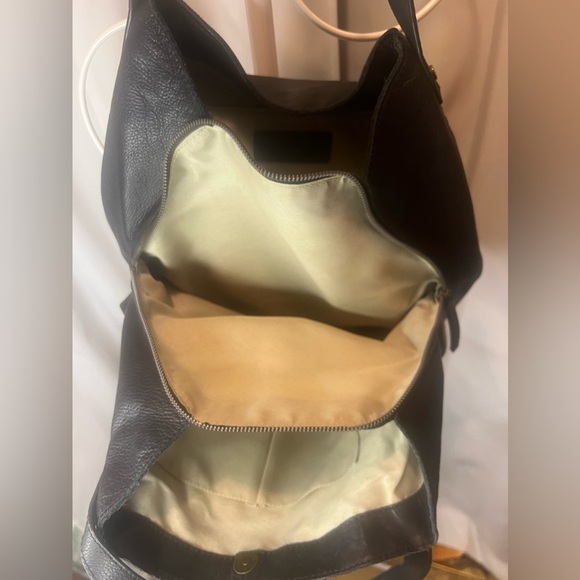 American Leather Company Triple Entry Shopper - Picture 4 of 12